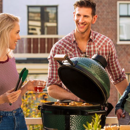 Big Green Egg MiniMax avec berceau à poignées